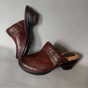 Comfortiva Brown Genuine Leather Clogs NEW Women’s Size 11W